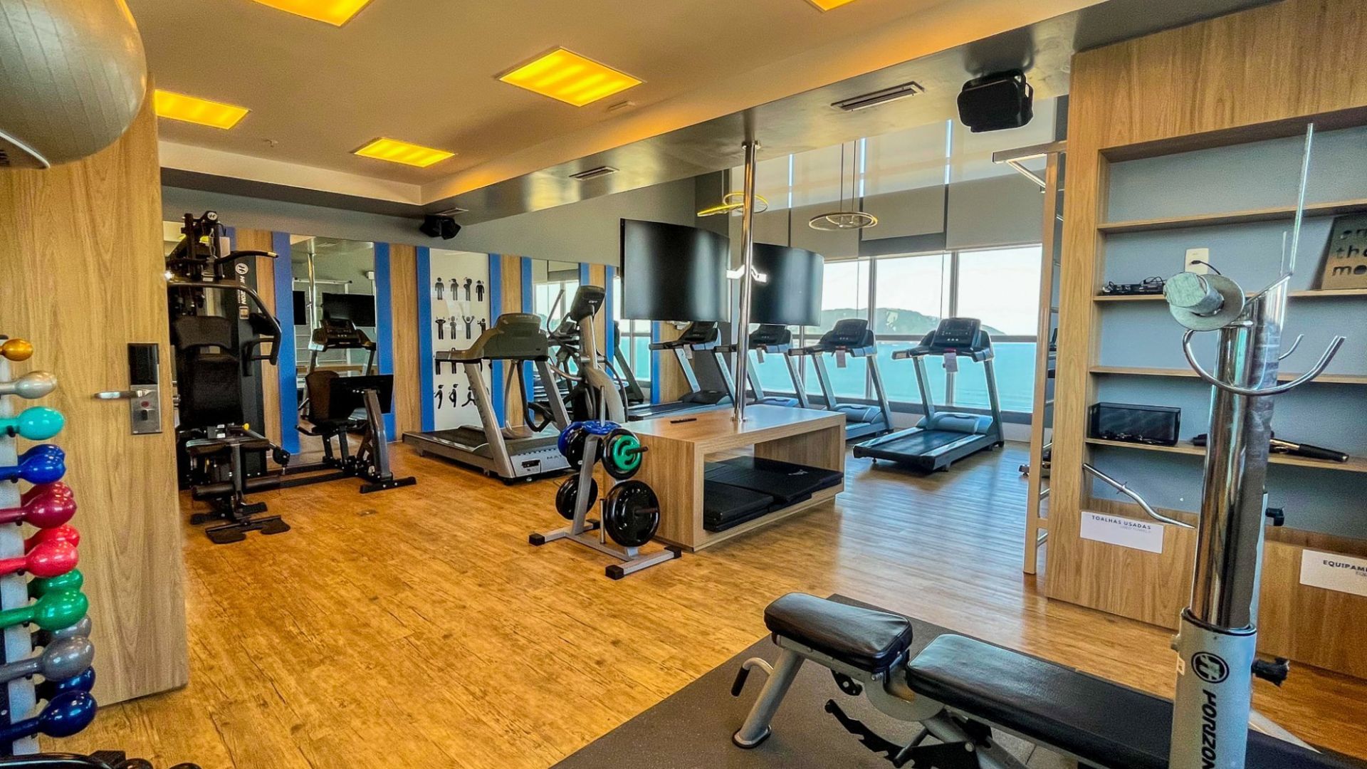 Helbor Stay Santos – Studio de 25m².